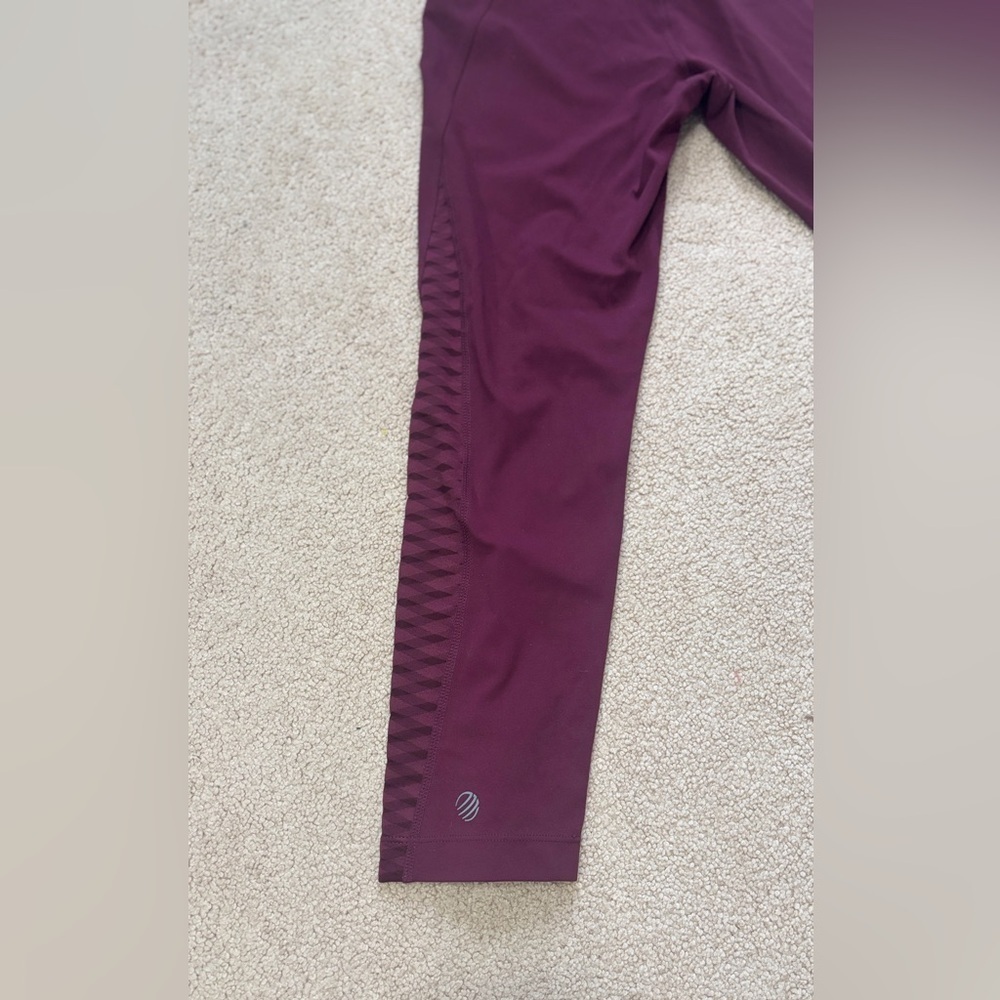 MPG Purple/FIG High-Waist Capri Leggings | Size XS | NWT - Picture 5 of 8